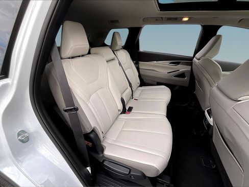 Used 2027 INFINITI QX60 Luxe w/ Cargo Package AWD/4WD image 24