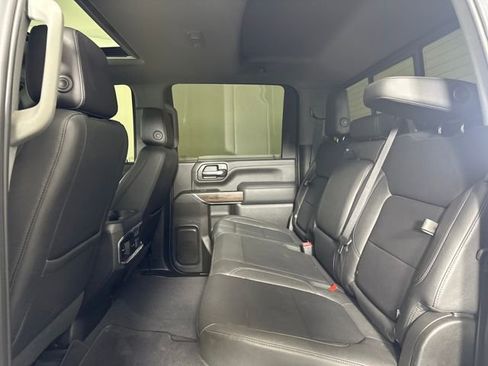 Used 2023 GMC Sierra 2500 SLT w/ SLT Premium Package image 23