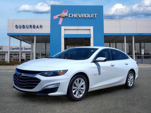 Used 2019 Chevrolet Malibu LT FWD image 1