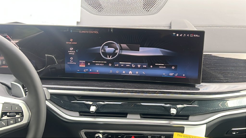 New 2027 BMW X7 xDrive40i w/ M Sport Package AWD/4WD image 15