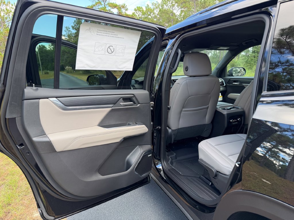 New 2027 GMC Acadia Elevation w/ Black Edition FWD image 23