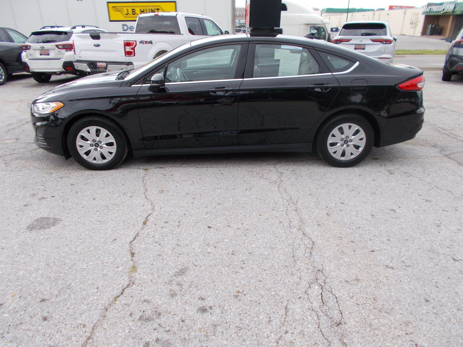 Used 2020 Ford Fusion S FWD image 8