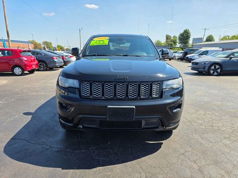 Used 2018 Jeep Grand Cherokee Altitude image 30