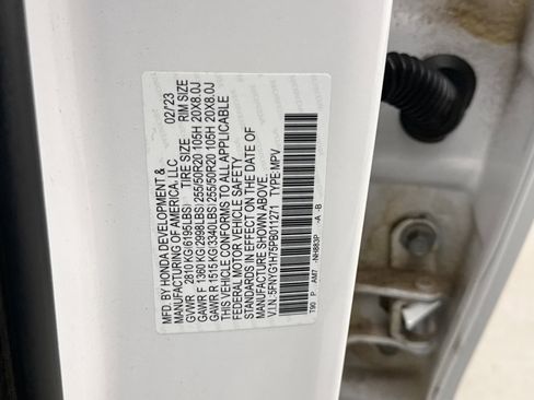 Used 2023 Honda Pilot Touring image 11