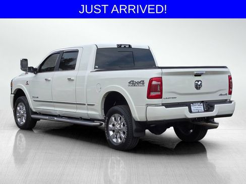 Used 2022 RAM 2500 Limited AWD/4WD image 6