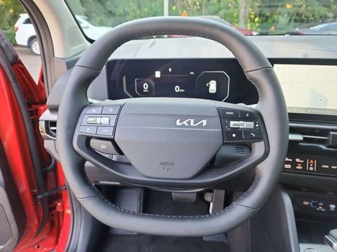 New 2026 Kia Sportage SX FWD image 27