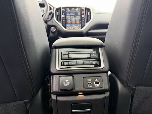 Used 2024 Subaru Ascent Touring image 29