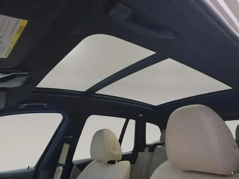Used 2021 BMW X3 sDrive30i w/ Convenience Package RWD image 17