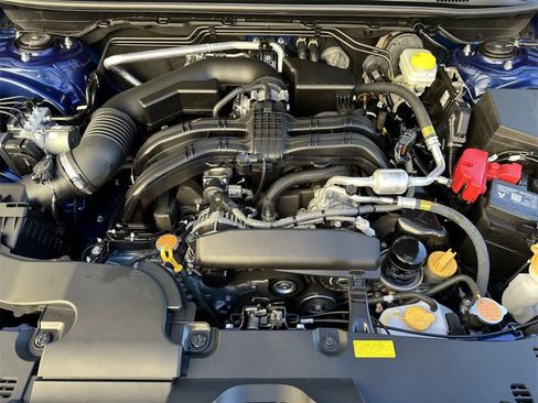 Used 2025 Subaru Crosstrek 2.5i Limited w/ Crosstrek Mirror Package image 9