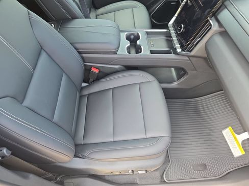 New 2026 GMC Acadia Elevation w/ Elevation Premium Package FWD image 10