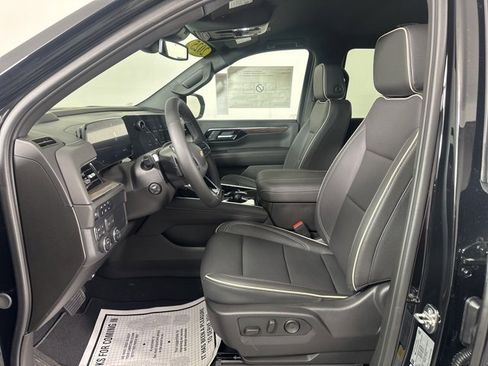 New 2025 Chevrolet Tahoe Premier image 17