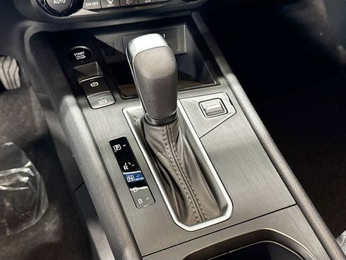 New 2026 Nissan Kicks SV image 15