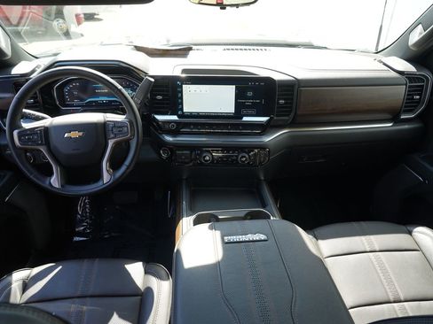 Used 2024 Chevrolet Silverado 3500 High Country w/ High Country Premium Package AWD/4WD image 26