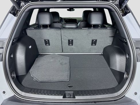 New 2026 Chevrolet Equinox RS w/ Convenience Package III image 26