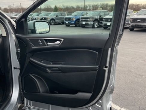 Used 2022 Ford Edge SEL w/ Convenience Package image 31