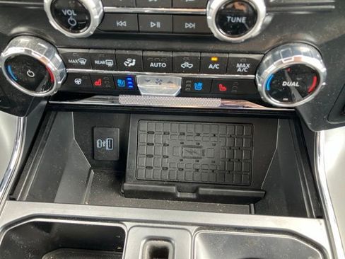 Used 2024 Ford F150 Lariat w/ Equipment Group 502A High AWD/4WD image 20