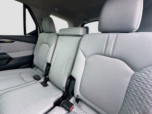 Used 2023 Honda Pilot LX image 22