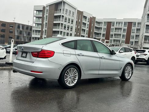 Used 2015 BMW 328i Gran Turismo xDrive image 10