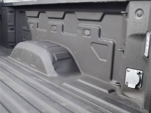 Used 2020 GMC Sierra 2500 AT4 w/ AT4 Premium Package image 43