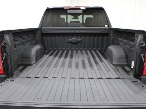 Used 2024 Chevrolet Silverado 1500 LT Trail Boss w/ LT Trail Boss Premium Package image 22