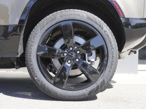 New 2026 Land Rover Defender 110 X-Dynamic SE AWD/4WD image 35