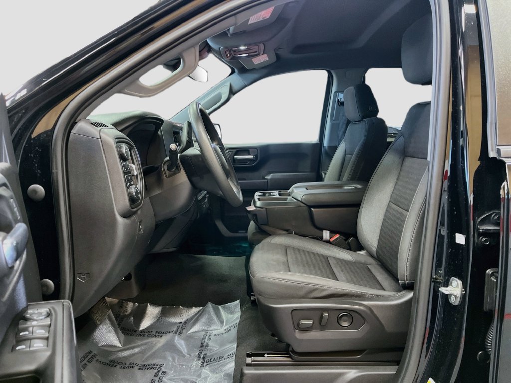 Used 2022 Chevrolet Silverado 1500 Custom Trail Boss AWD/4WD image 19
