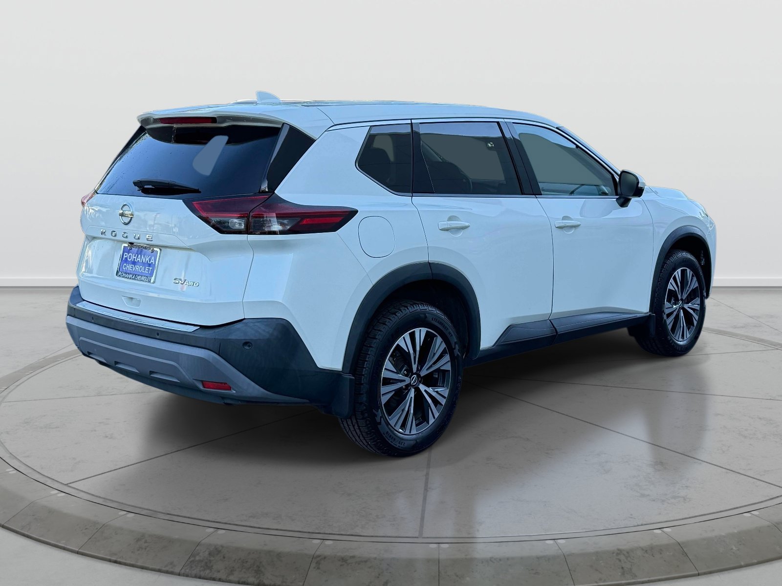 Used 2021 Nissan Rogue SV AWD/4WD image 2
