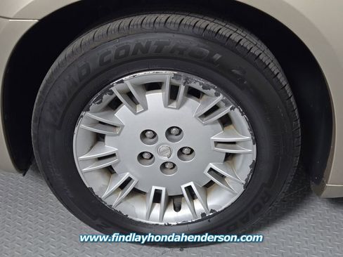 Used 2006 Chrysler 300 image 8