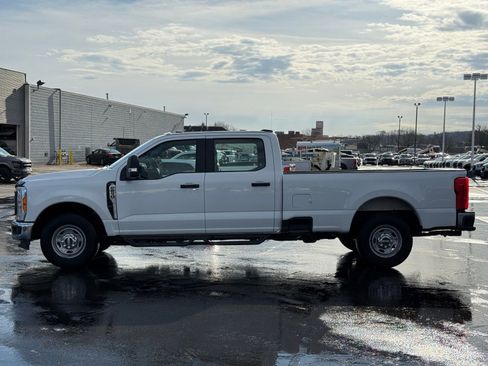 Used 2023 Ford F250 XL w/ XL Chrome Package image 6