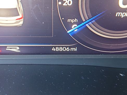 Used 2023 Volkswagen Atlas SEL Premium image 7