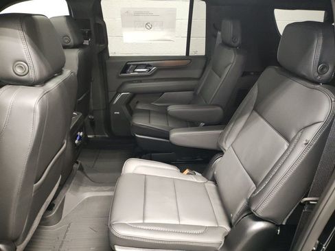 New 2026 GMC Yukon XL Denali w/ Sun & Power Step Package image 27
