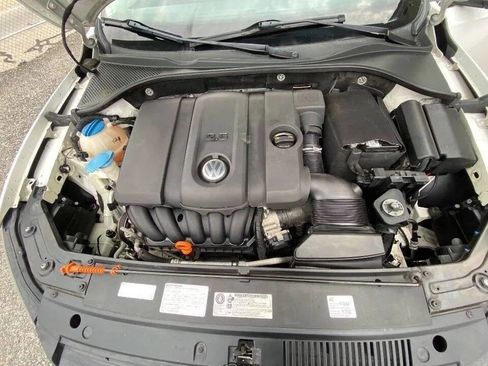 Used 2012 Volkswagen Passat 2.5 SE image 17