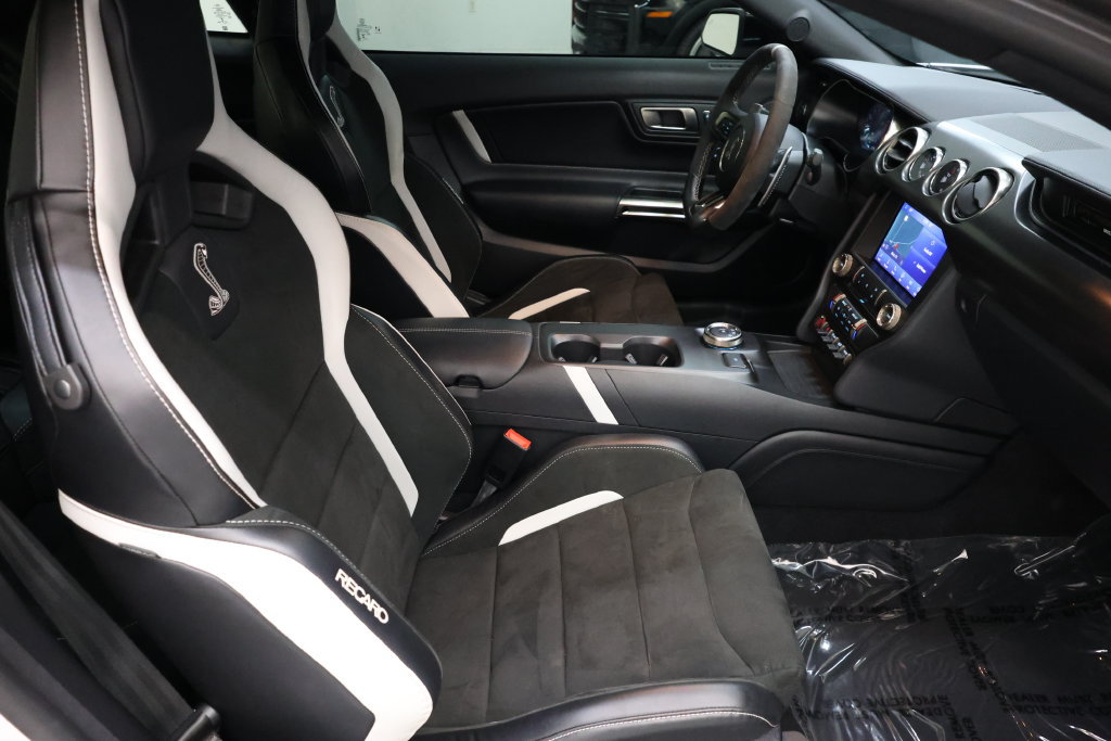 Used 2021 Ford Mustang Shelby GT500 w/ Technology Package RWD image 84