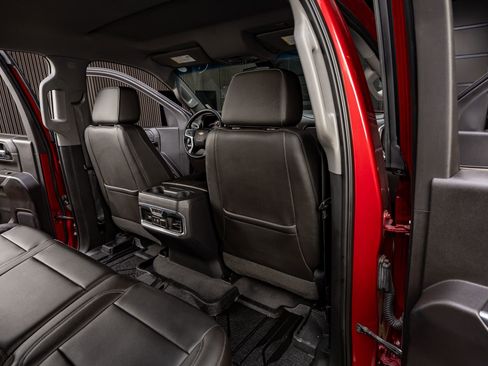 Used 2019 Chevrolet Silverado 1500 LTZ w/ LTZ Texas Edition image 32