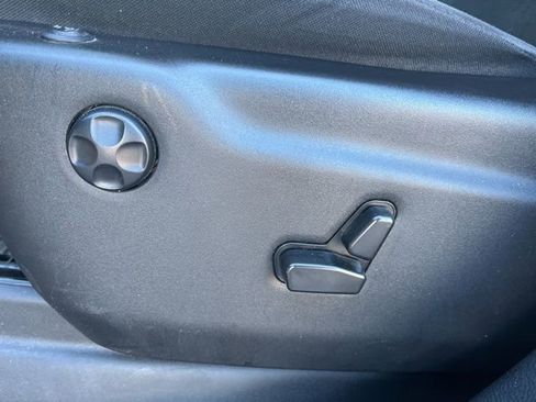 Used 2022 Dodge Durango SXT w/ Anodized Platinum Package image 12