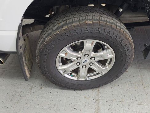 Used 2022 Ford F150 XLT w/ XTR Package AWD/4WD image 21