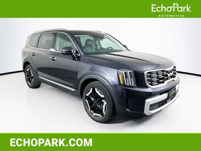 Used 2025 Kia Telluride S