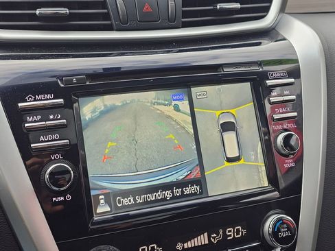 Used 2018 Nissan Murano SV w/ Premium Package image 24