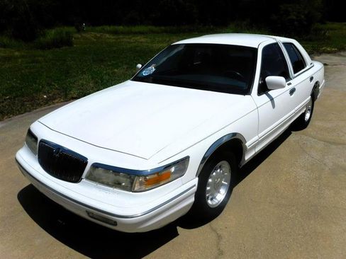 Used 1997 Mercury Grand Marquis LS RWD image 4