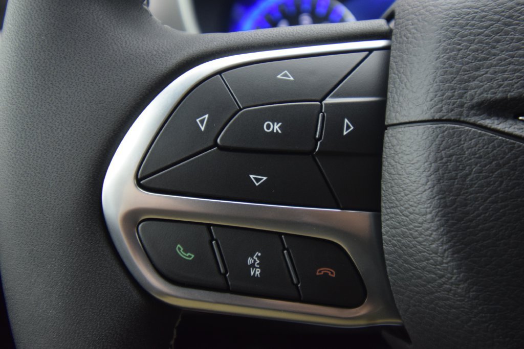New 2027 Chrysler Pacifica Select FWD image 23