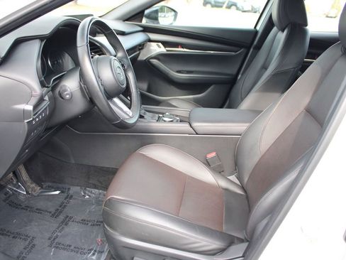 Used 2024 MAZDA MAZDA3 Hatchback w/Premium Plus Pkg AWD/4WD image 11