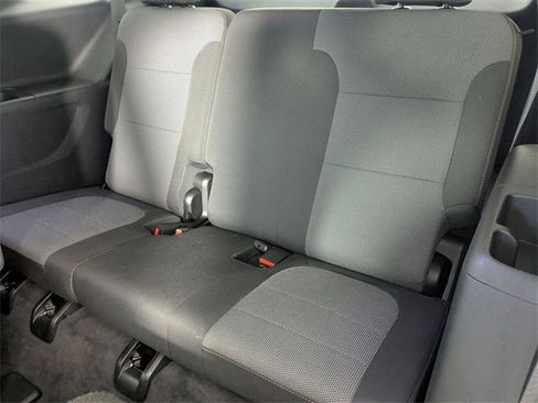 Used 2020 Chevrolet Traverse LT image 27