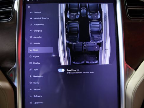 Used 2016 Tesla Model X 90D AWD/4WD image 22