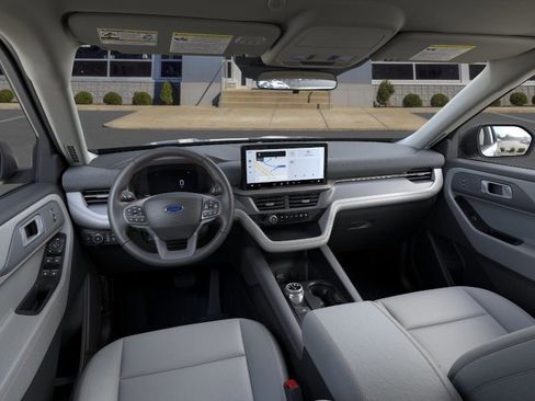 New 2026 Ford Explorer Active AWD/4WD image 9