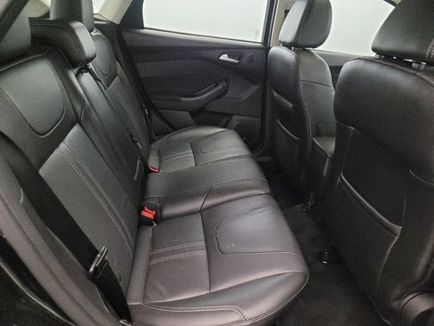 Used 2014 Ford Focus Titanium image 19