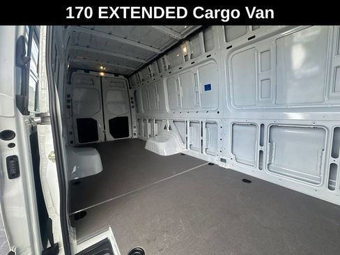 Used 2025 Mercedes-Benz Sprinter 3500 image 17