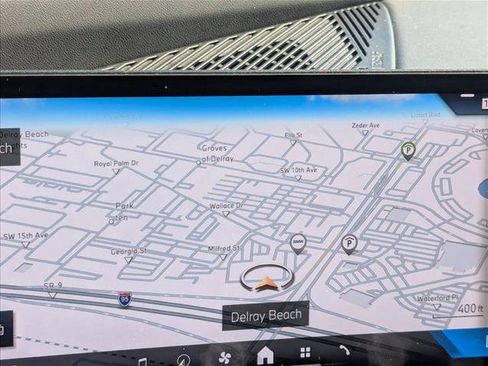 Certified 2024 BMW 760i xDrive w/ Premium Package 2 image 8