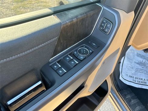 Certified 2023 Ford F250 Lariat w/ Tow Technology Package image 19