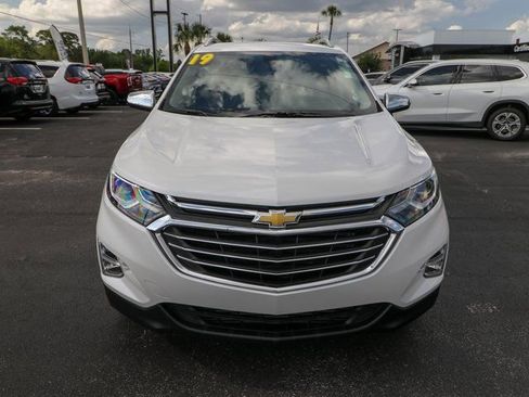 Used 2019 Chevrolet Equinox Premier image 2