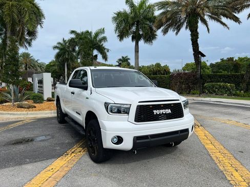 Used 2012 Toyota Tundra 2WD Double Cab w/ Tow Pkg image 3